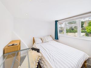 BEDROOM- click for photo gallery